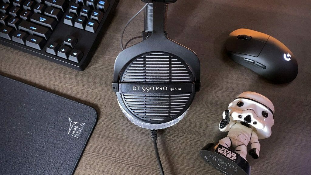 Beyerdynamic DT 990 Pro Headsets